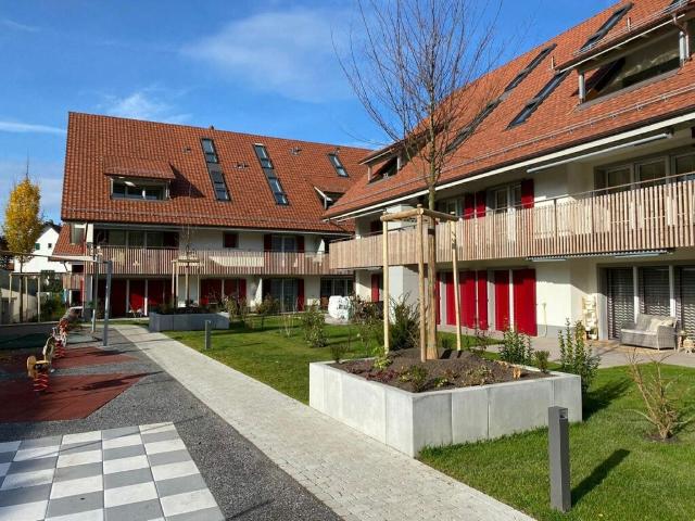 Moderne 2.5 Zimmerwohnung mit hohem Ausbaustandard in Nassenwil