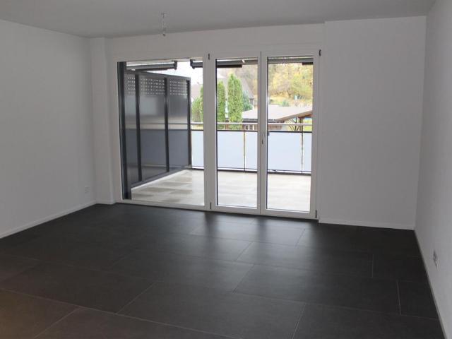 moderne 2.5 Zimmerwohnung in Niederurnen zu vermieten