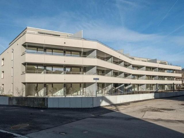 Moderne 2.5 Zimmerwohnung in unmittelbarer Bahnhofsnähe