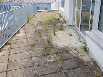 Moderne 2.5 Zimmer Attikawohnung mit grosser Terrasse