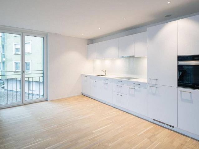 Moderne 2.5 Zimmer Wohnung im Herzen von Neuhausen!