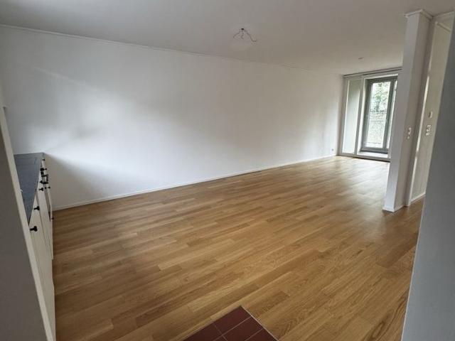 Moderne 2.5 Zimmer Wohnung in der Überbauung WINTY