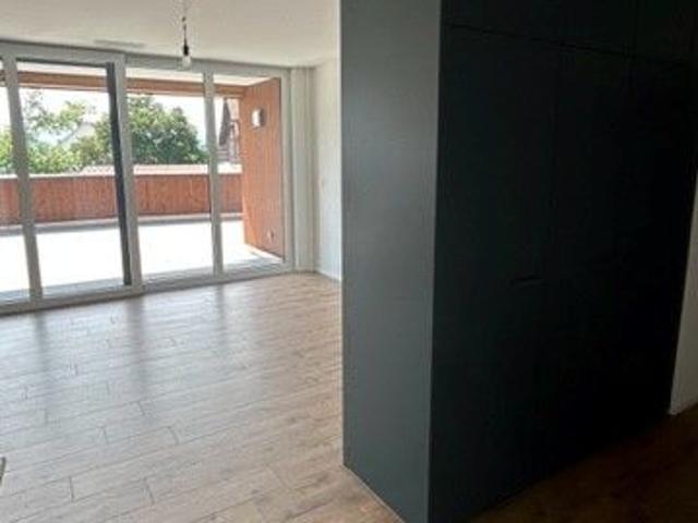 Moderne 2.5 Zimmer Wohnung in Küsnacht Neubau