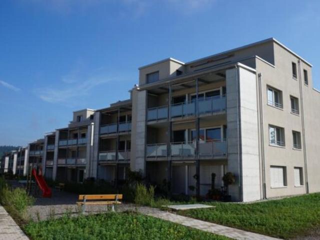 Moderne 2.5 Zimmer Wohnung in Rafz