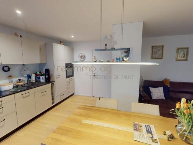 Moderne 2.5 Zimmer Wohnung mit grosser Terrasse Minergie