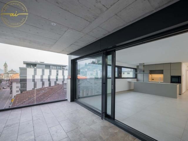 MODERNE 2,5 ZIMMER WOHNUNG MIT FEINEN OBERFLÄCHEN