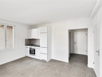 Moderne 2.5 Zimmer Wohnung mit Regendusche in Aarwangen