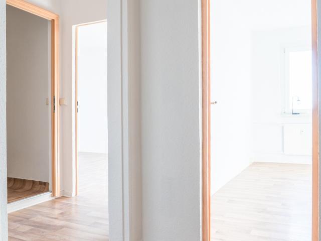 Moderne 2 Raum Wohnung mit Aufzug und großzügigem Balkon zu vermieten