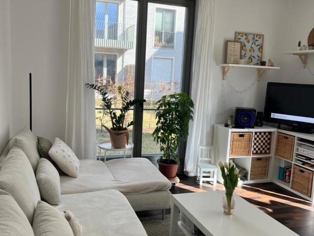 Moderne 2 Raum Wohnung mit EBK und Terrasse