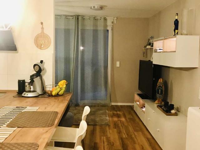 Moderne 2 Zi. Wohnung KfW 70, BJ 2016 mit überdachter Terrasse & Garten, 2 Bädern, TG + Stpl