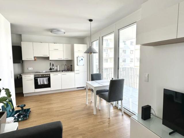 Moderne 2 Zi Wohnung mit Balkon nahe U1 provisionsfrei!