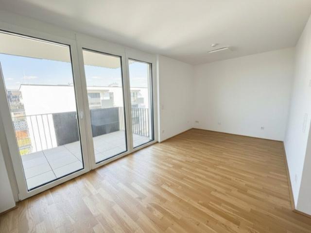 Moderne 2 Zi Wohnung mit Balkon provisionsfrei nahe U1 Kagraner Platz