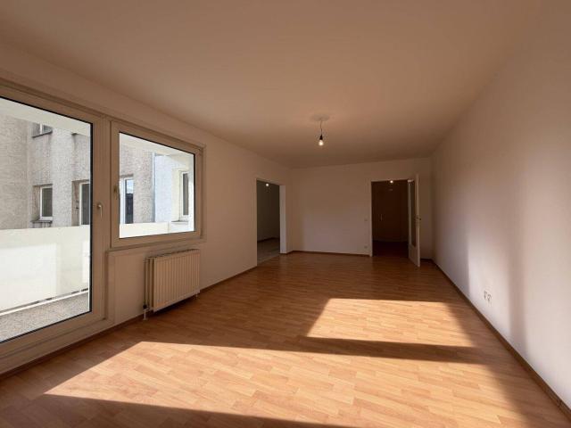 Moderne 2 Zi Wohnung mit Loggia, Balkon & Grünblick im 6. Bezirk – Top Lage!