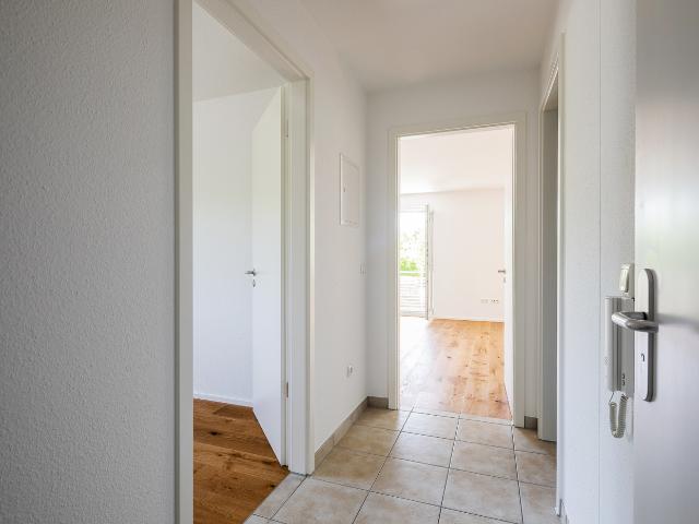 Moderne 2 Zi. Whg. mit EBK, Balkon und TG in ruhiger Lage von Hochzoll Nord