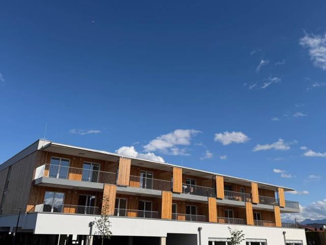 Moderne 2 Zimmer Neubauwohnung mit großem Südbalkon & Tiefgarage in Wals Siezenheim