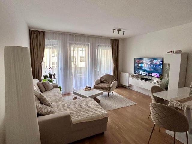 Moderne 2 Zimmer Neubauwohnung mit hochwertiger EBK Stilvoll wohnen in bester und ruhiger Lage