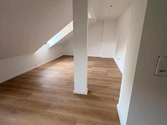 Moderne 2 Zimmer Dachgeschosswohnung in Essen