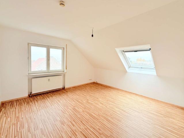 Moderne 2 Zimmer Dachgeschosswohnung in Wieseck!
