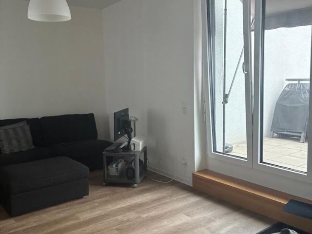 Moderne 2 Zimmer Dachgeschosswohnung mit Balkon und Aufzug