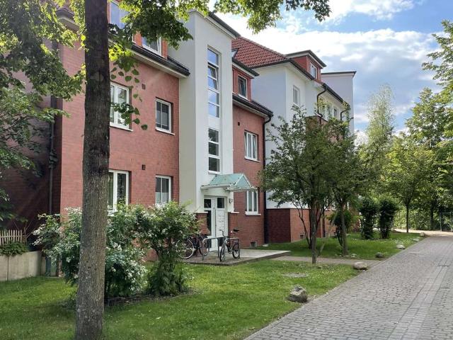 Moderne 2 Zimmer EG Wohnung mit kl. Garten und EBK in Lüneburg