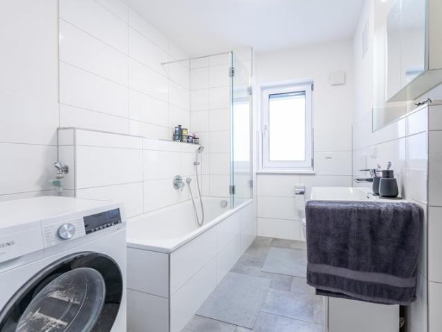 Moderne 2 Zimmer Erdgeschoss Wohnung im Straubinger Osten