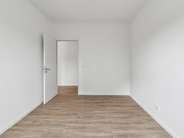 Moderne 2 Zimmer Erdgeschosswohnung mit Terrasse in ruhiger Lage