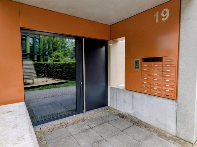 Moderne 2 Zimmer Gartenwohnung in Rheinnähe – Barrierefreies Wohnen in Köln Bayenthal