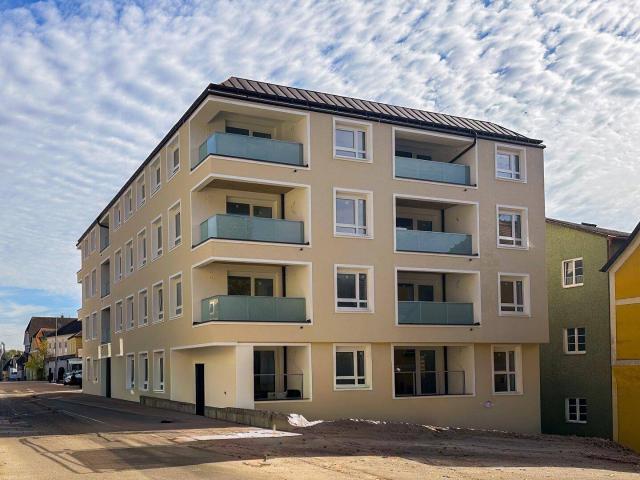 Moderne 2 Zimmer Genossenschaftswohnung mit Loggia direkt am Stadtplatz in Mauthausen Für Personen ab 50 Jahren
