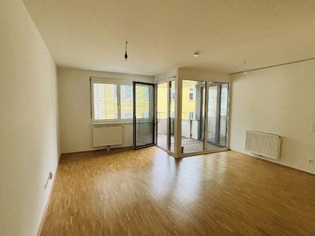 Moderne 2 Zimmer im 3. Obergeschoss Lagergasse/Grieskai
