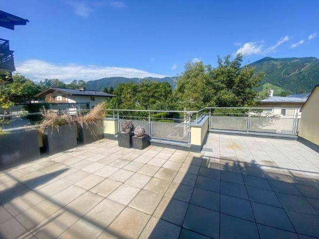Moderne 2 Zimmer Terrassenwohnung in Seenähe