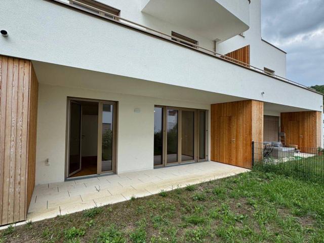 Moderne 2 Zimmer Wohnung 45 m² mit großem Privatgarten & Terrasse – Nachmieter gesucht
