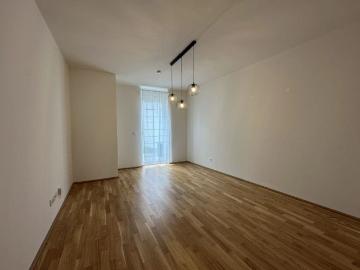 MODERNE 2 ZIMMER WOHNUNG I ERDGESCHOSS I MIT SONNIGER TERRASSE I CA 73 QM I ROTO IMMOBILIEN