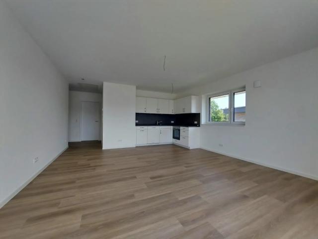 Moderne 2 Zimmer Wohnung im 1.OG mit Balkon und PKW Stellplatz in ruhiger Lage