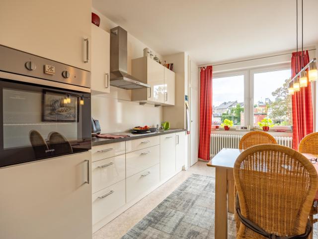 Moderne 2 Zimmer Wohnung mit hochwertiger Einbauküche im Frankenberger Viertel