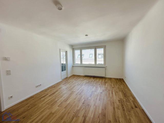 TOP HIT+Moderne 2 Zimmer Wohnung in 1120 Wien, vollrenoviert mit Aufzug!