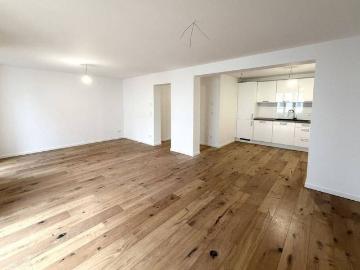 Moderne 2 Zimmer Wohnung in hochwertigem Neubau mit Terrasse & Stellplatz