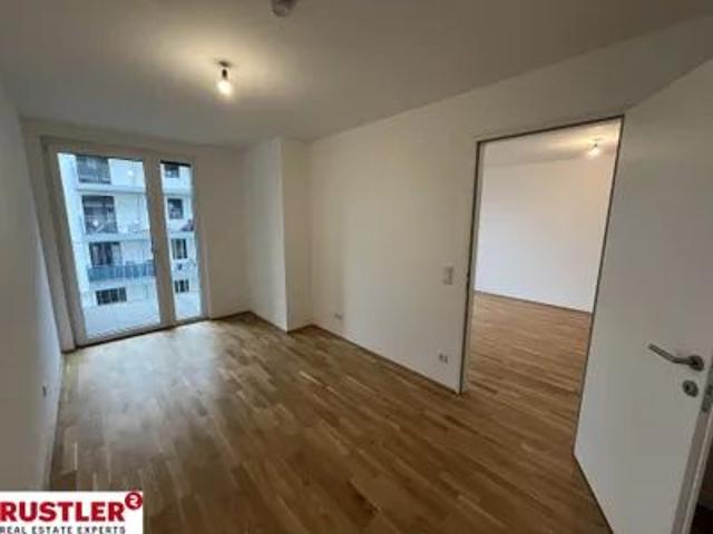 Moderne 2 Zimmer Wohnung mit Balkon