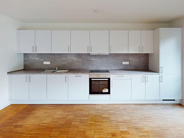 Moderne 2 Zimmer Wohnung mit Balkon und 2 Bädern in Top Lage inkl. EBK