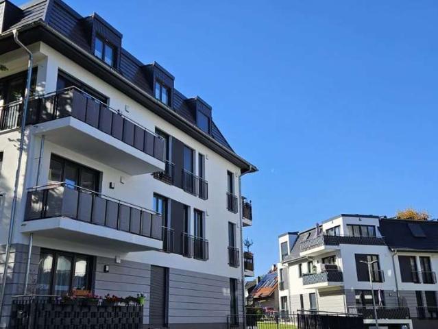 Moderne 2 Zimmer Wohnung mit Balkon und Garage in Stahnsdorf. ab 01.11.2026