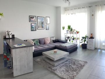 Moderne 2 Zimmer Wohnung mit Balkon& Garage