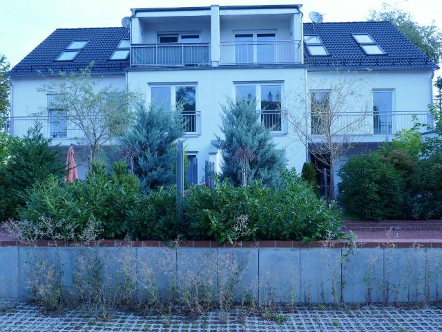 Moderne 2 Zimmer Wohnung mit Balkon im DG in Gröbenzell