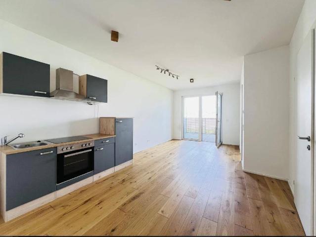 Moderne 2 Zimmer Wohnung mit Balkon im Neubau