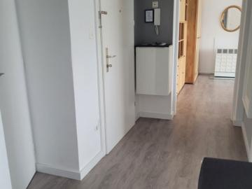 Moderne 2 Zimmer Wohnung mit Balkon in Bruck an der Mur – 5. Etage, gepflegt!