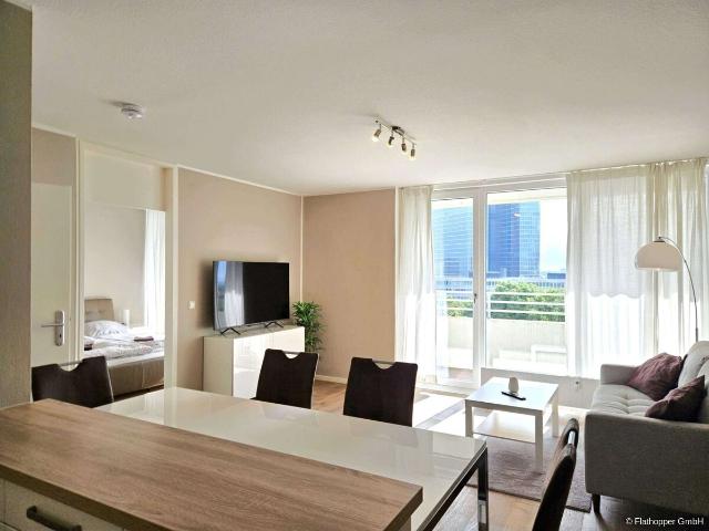 Moderne 2 Zimmer Wohnung mit Balkon in München Schwabing