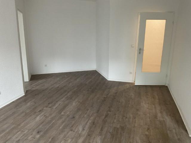 Moderne 2 Zimmer Wohnung mit Balkon kurzfristig verfügbar