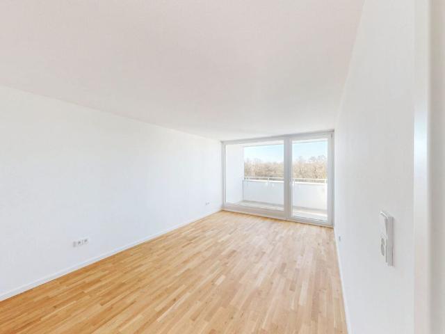 Moderne 2 Zimmer Wohnung mit durchgängigen Balkon