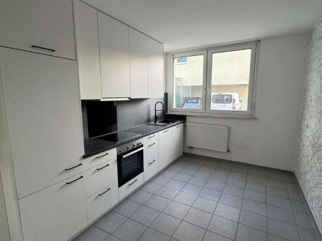Moderne 2 Zimmer Wohnung mit EBK & Terrasse