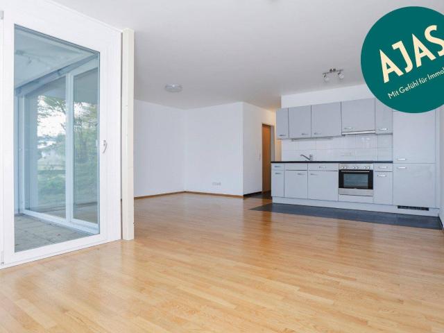 Moderne 2 Zimmer Wohnung mit Garten