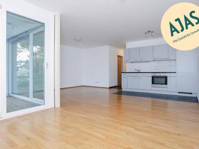 Moderne 2 Zimmer Wohnung mit geräumigem Balkon
