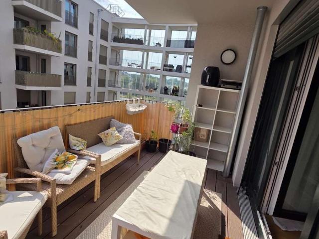 Moderne 2 Zimmer Wohnung mit großem Balkon, Aufzug und TG Stellplatz in Freising